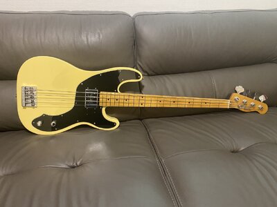 Fender Telecaster Bass Vintera II