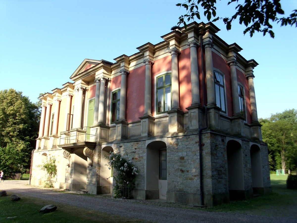 07  .JPG