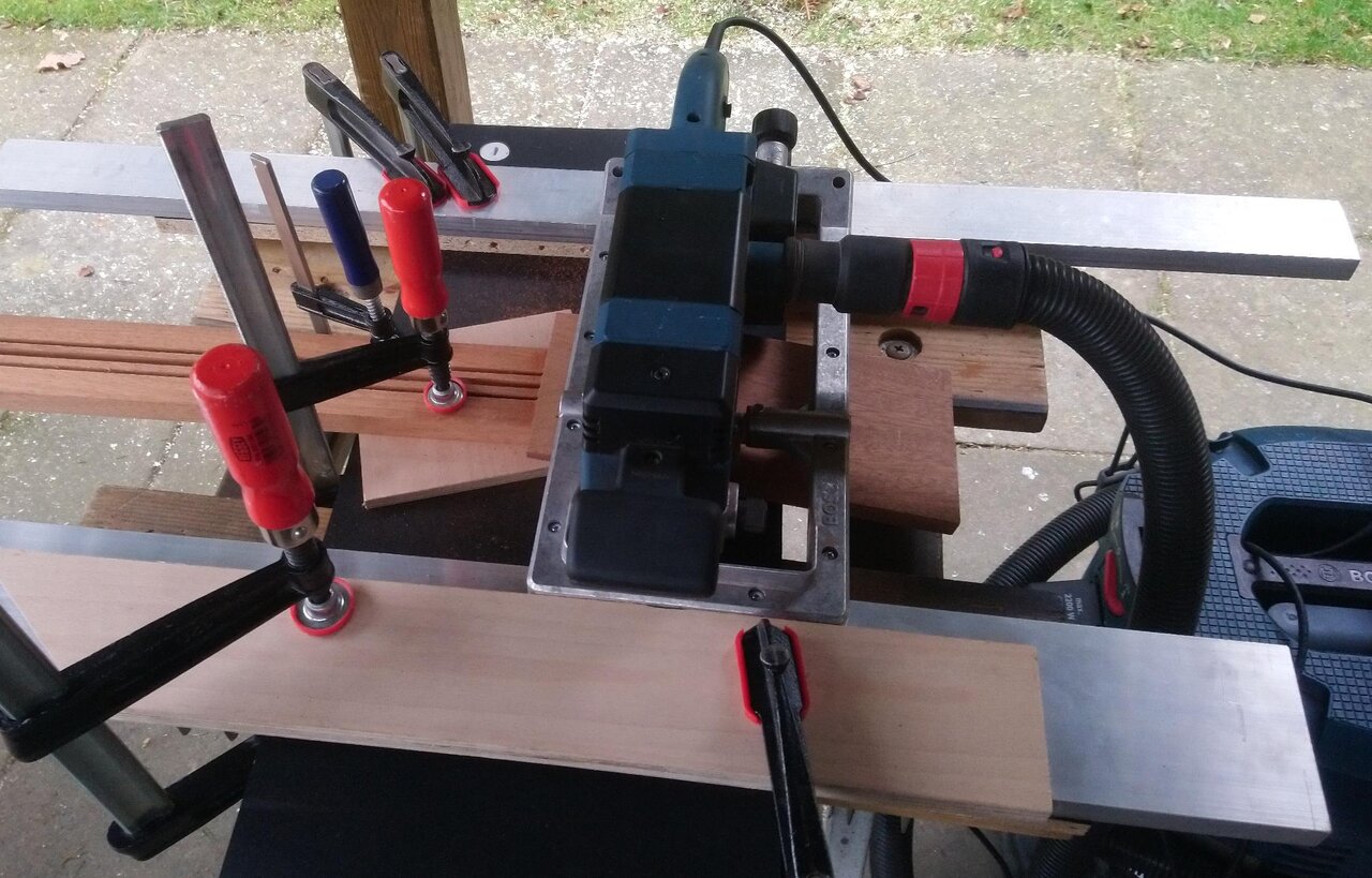 07_Kopfplatte an Hals anpassen.jpg