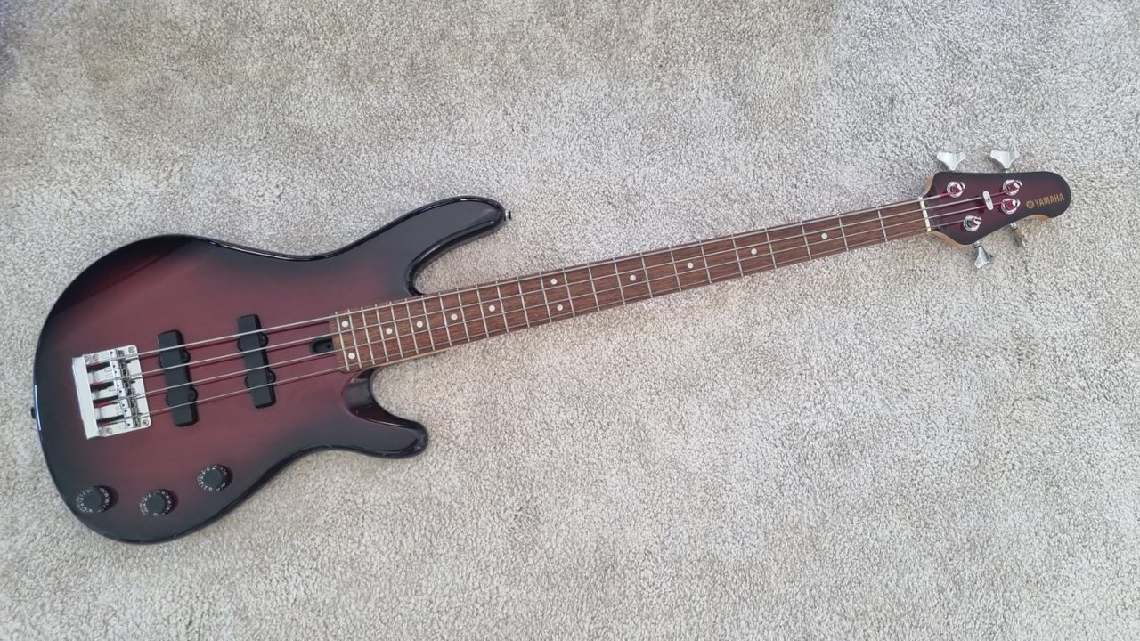 1-Yamaha BB404 .jpg