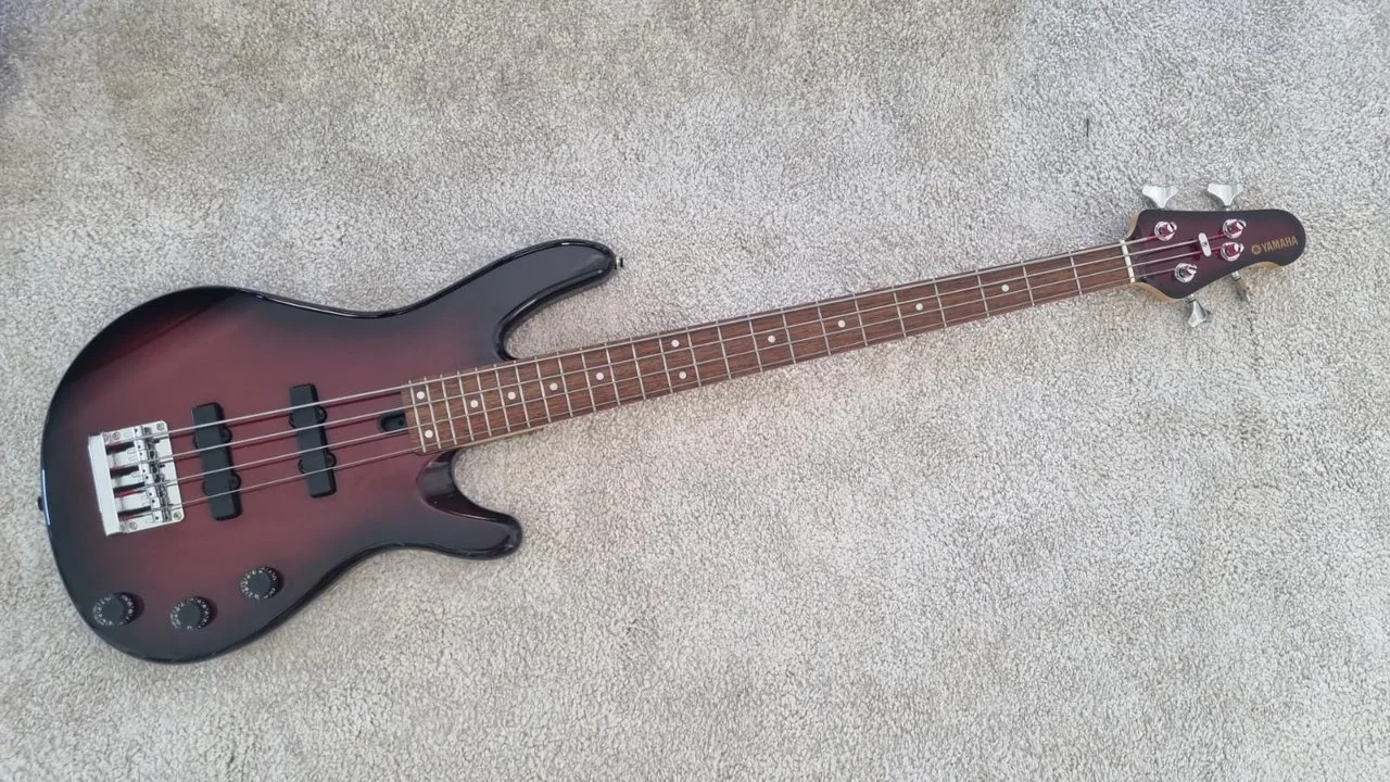 1-Yamaha BB404 .webp