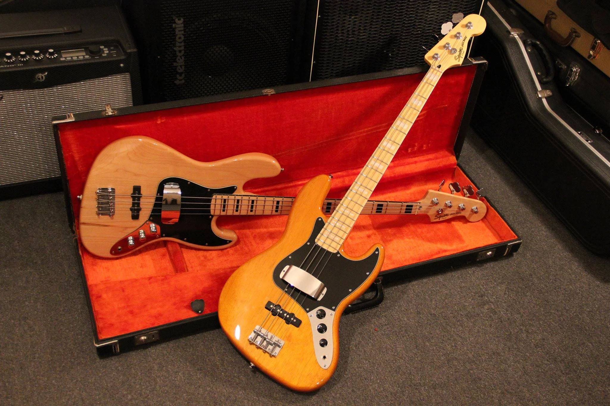 Squier Jazz Bass