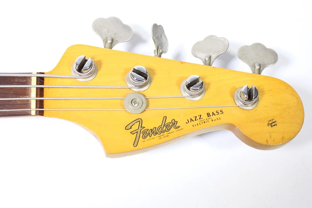 1965-Jazz-Bass-8.webp