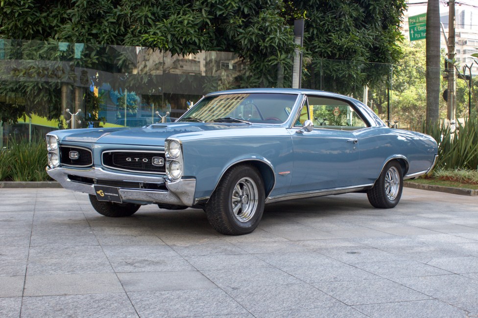 1966-Pontiac-GTO-a-venda-na-loja-de-carros-antigos-the-garage-15.jpg
