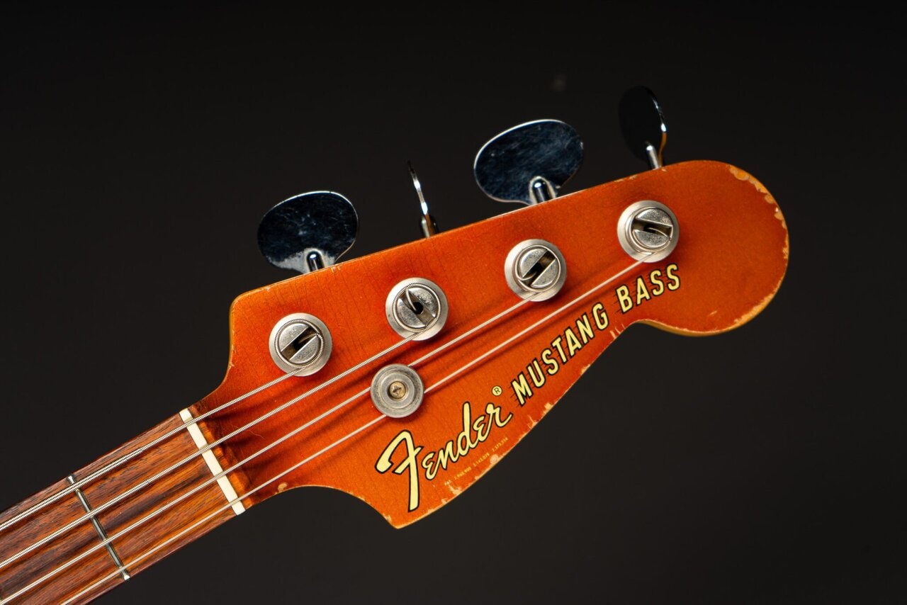 1970-Fender-Mustang-Bass-Competition-Red-273284-3-2048x1366.jpg