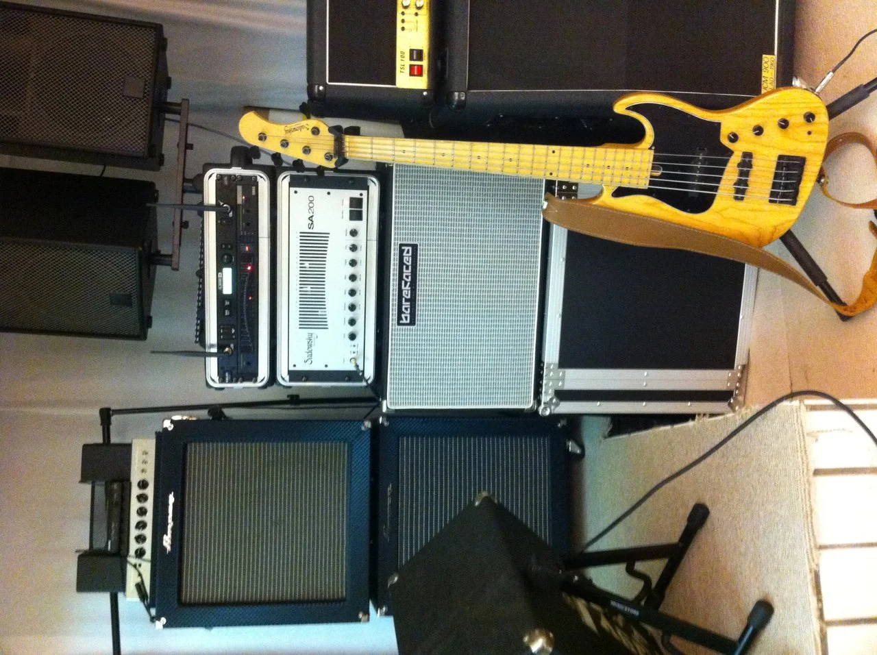 2017-01-10 SA200 stack ampeg backgreound.webp