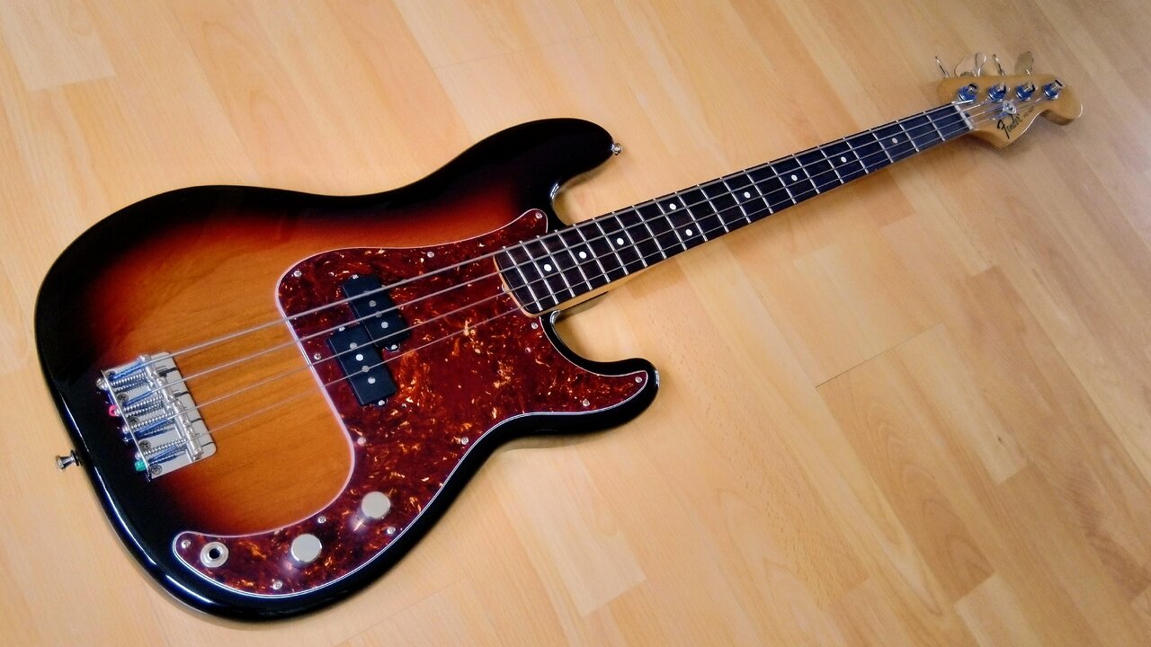 2019 PC Fender Precision Sunburst.jpg
