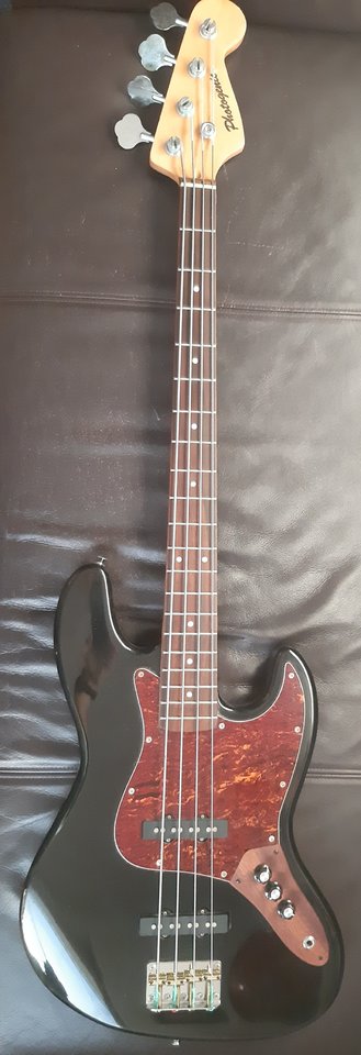 Photogenic jazz bass deals