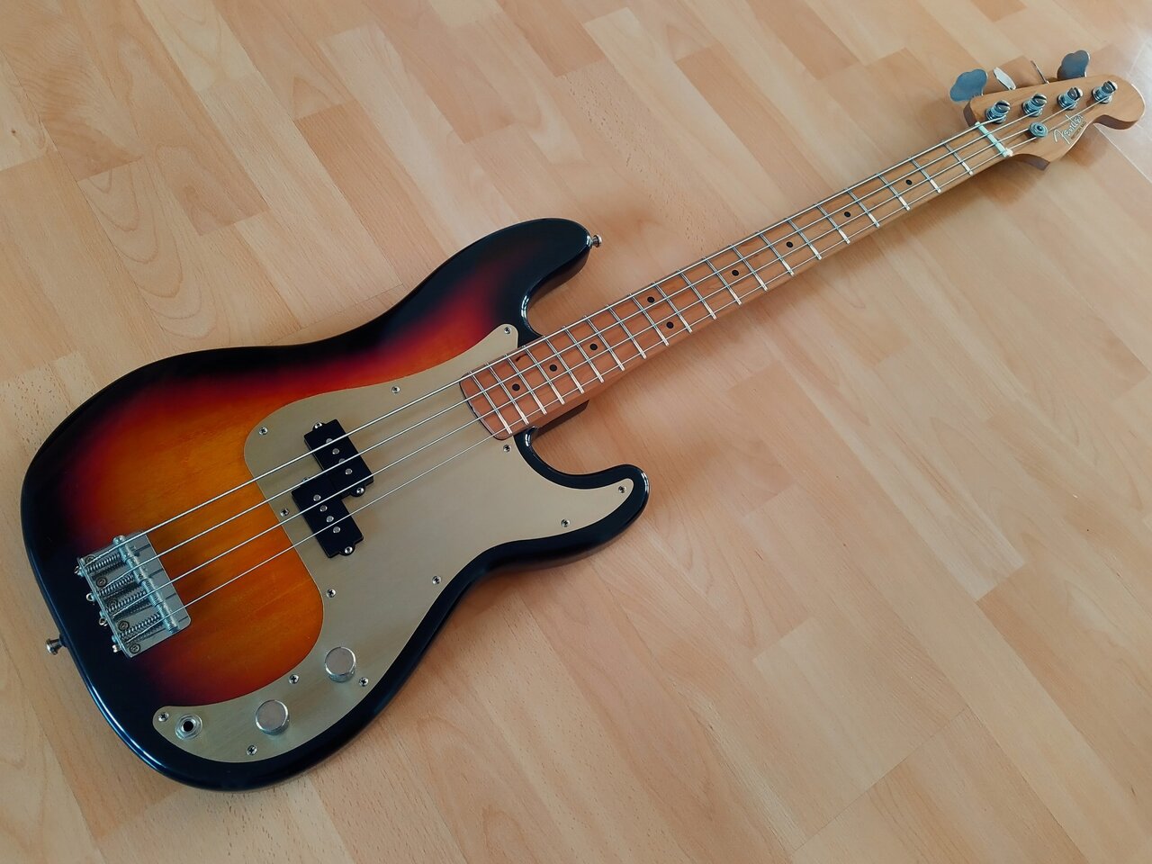 2022 PC Precision Sunburst VM Maple Gold.jpg