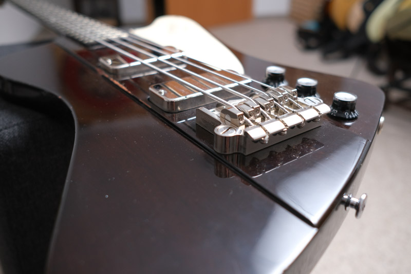 20220104Gibson_Thunderbird_Bass-39.jpg