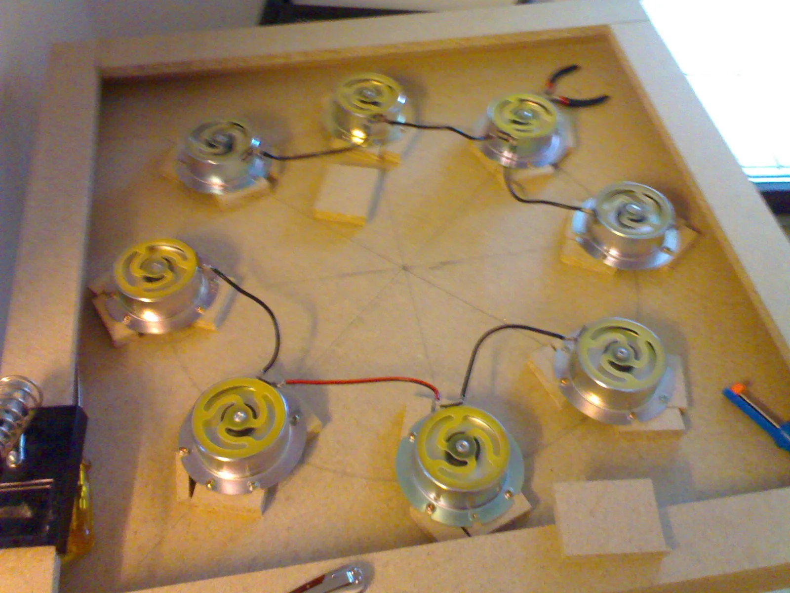 Bass Shaker Platte Selbstbau Entwurf