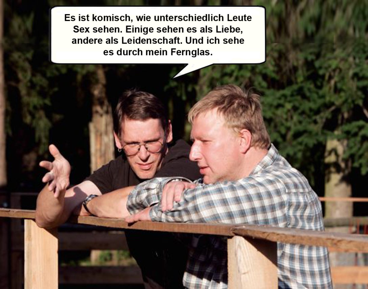 2Männer_Fernglas.jpg