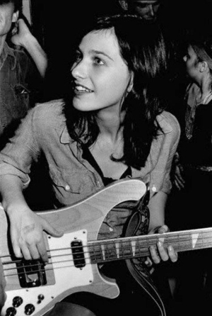 45db63cc33d7289822057d9c91b2553a--flags-bass-guitars.jpg