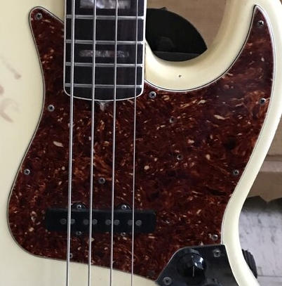 69JB pickguard.jpg