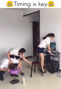 82f45e160c2330399ff9089ee4717098.gif