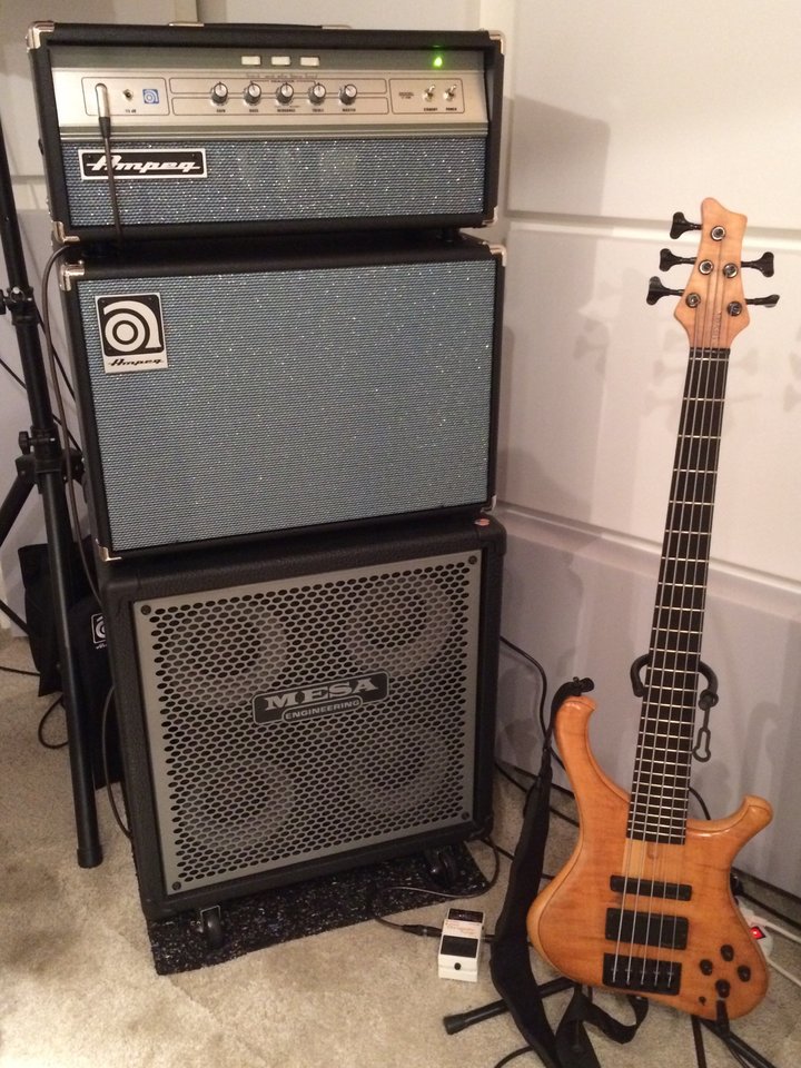 Ampeg V-4B + SVT-112AV +MB 4x10.jpg