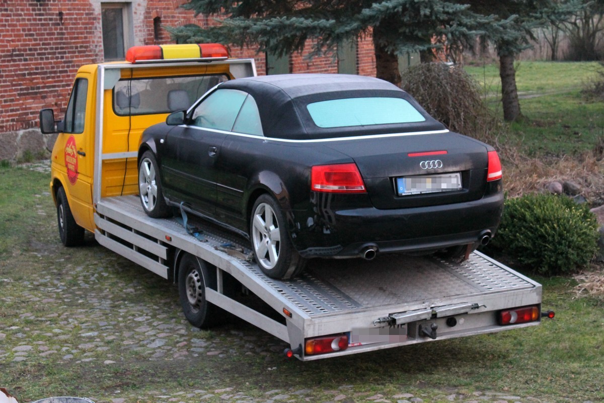 Audi_Cabrio.jpg