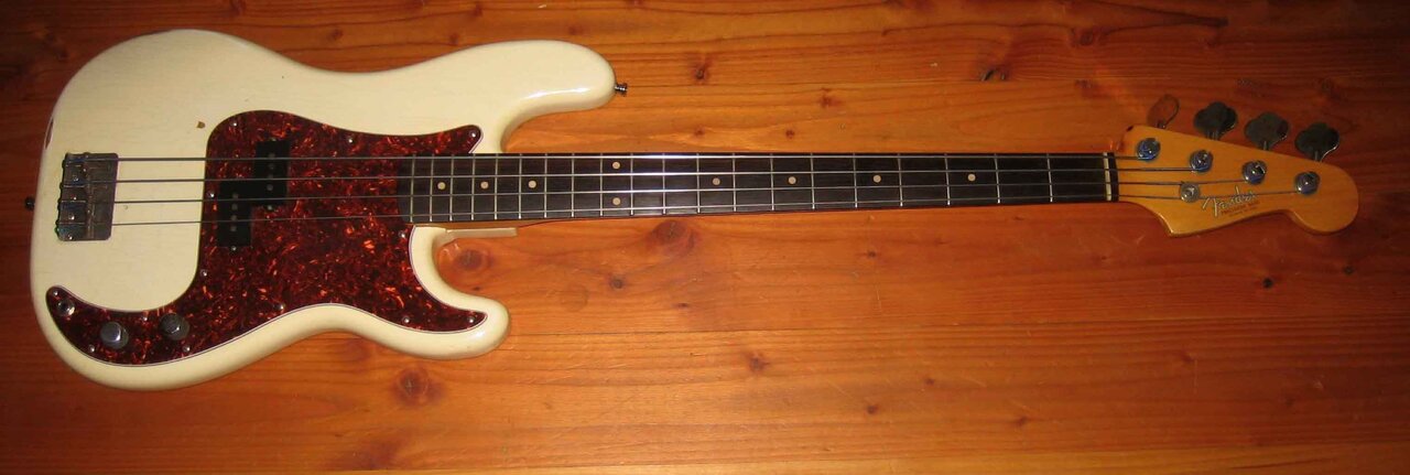 backgroundimage_p-bass.jpg