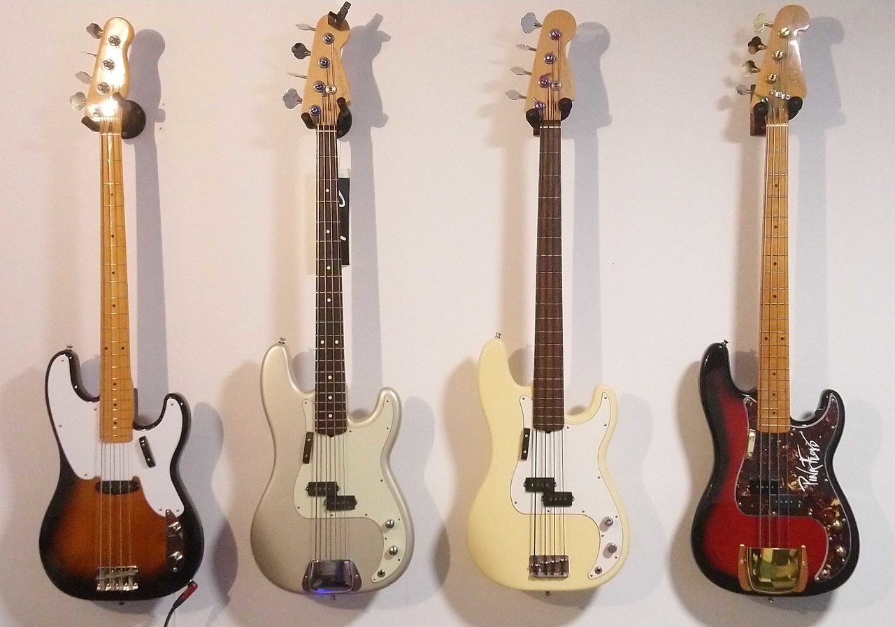 Bass 0121.jpg