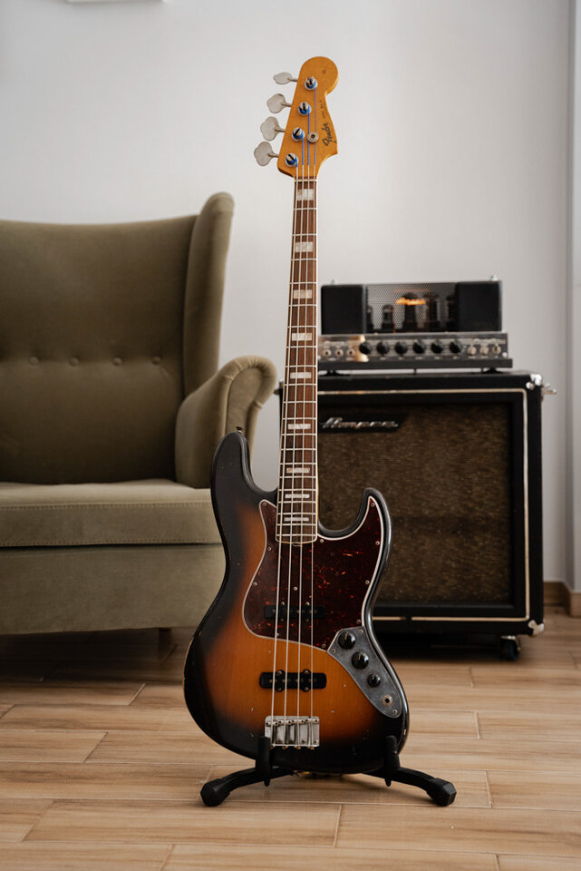 Bass-1.JPG