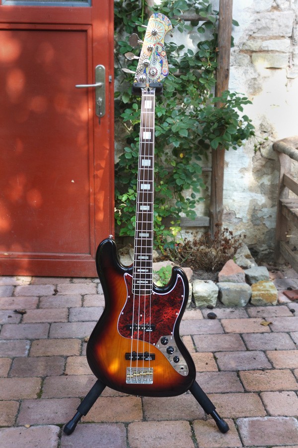 Bass komplett.jpg