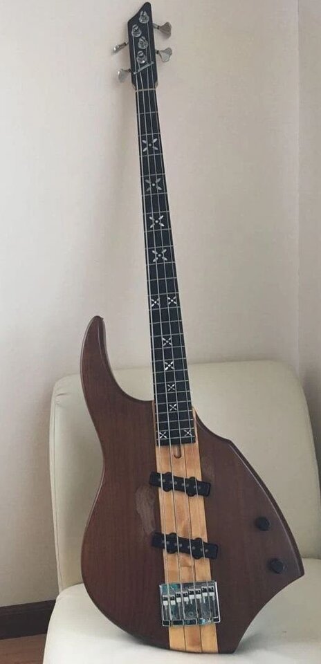 Bass1.jpg
