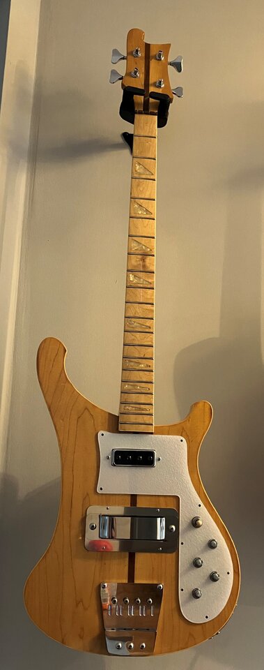 Bass10_.jpg