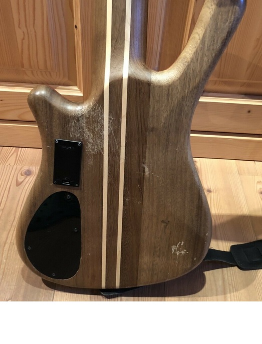 bass3.jpg