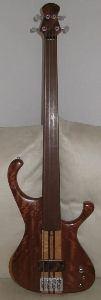Bassculture fretless.webp