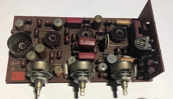 Bassking T Vorstufe Röhre.webp