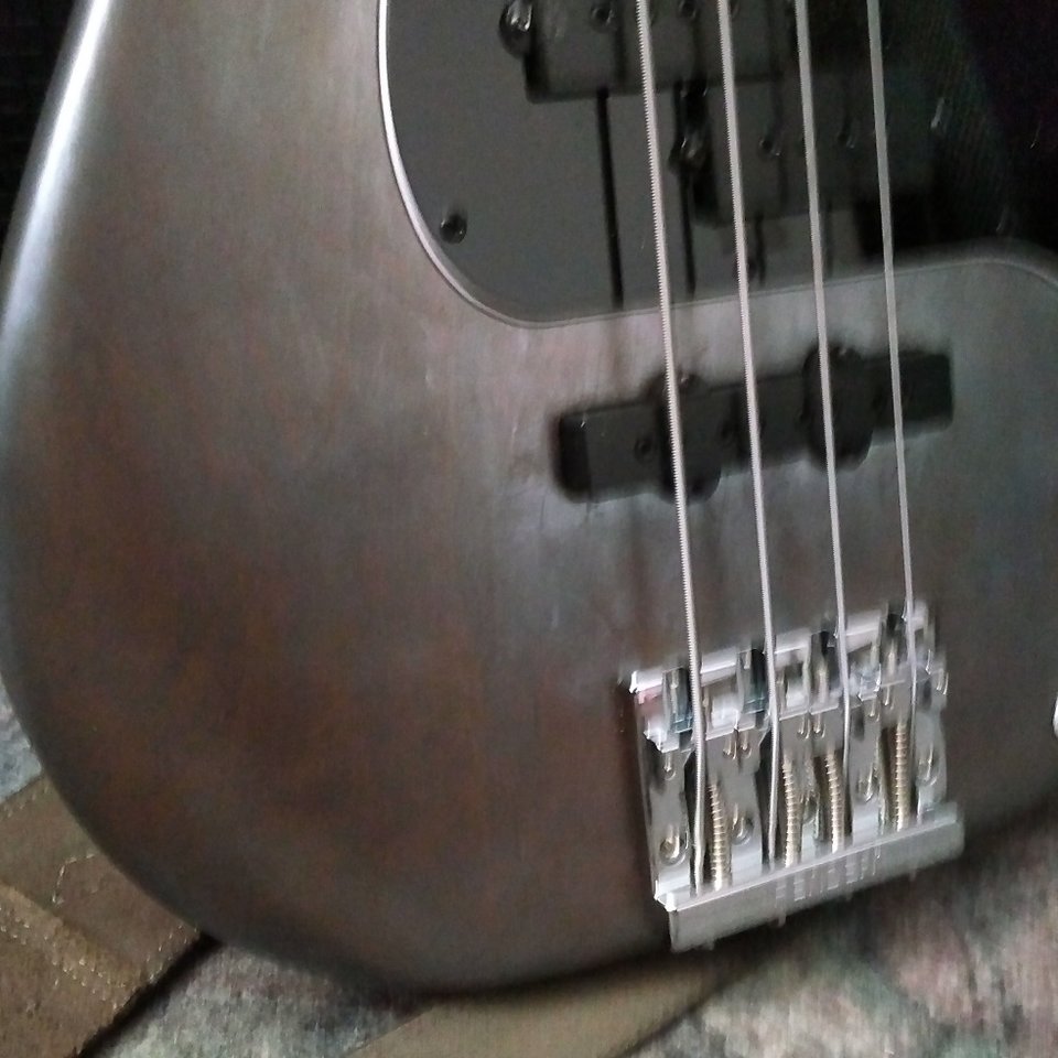 Basso Grigio Bruno 3.jpg