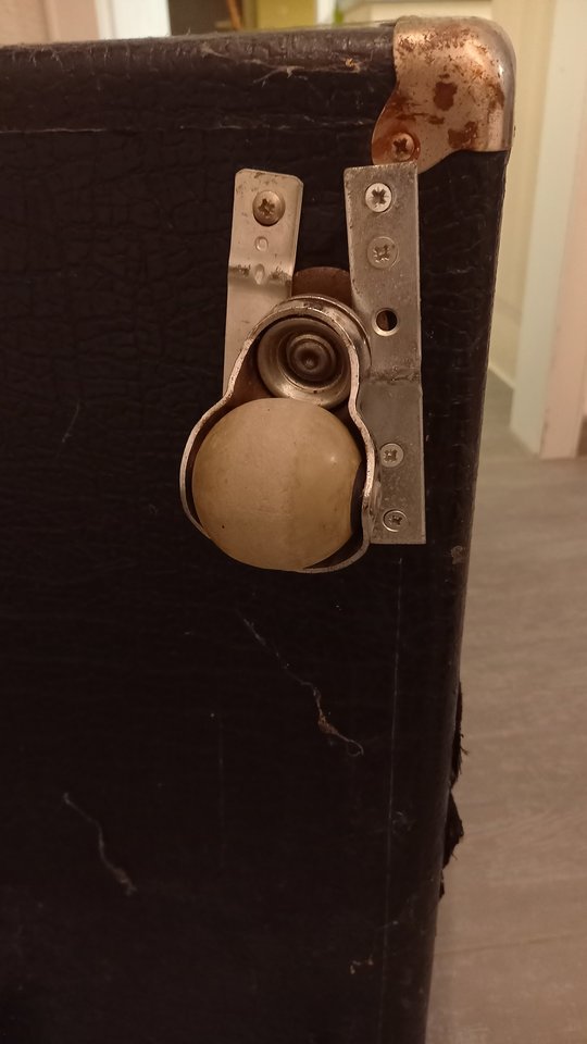 BB240_Unten.jpg
