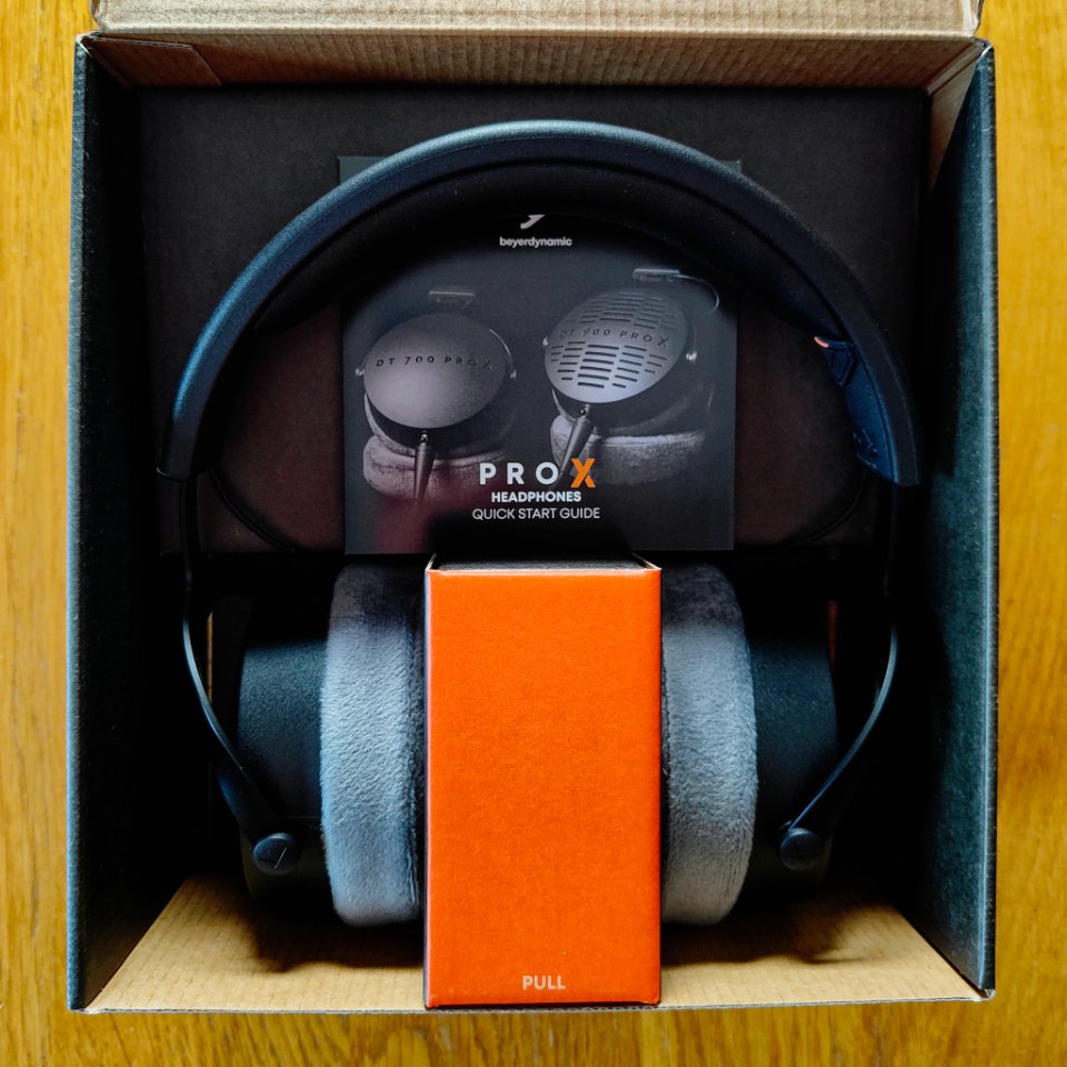 Beyerdynamic DT 700 Pro X (11).jpg
