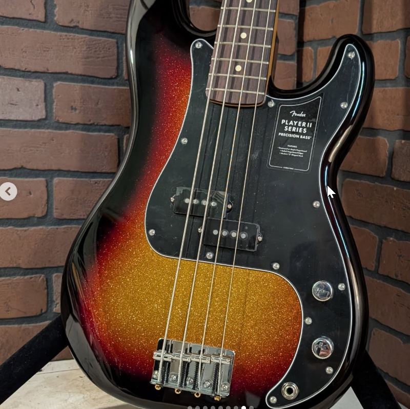 Big Apple Music _ New shipment alert! ✨Sparkle✨ 3-Tone Sunburst Player II Series_2025-03-06_09...jpg
