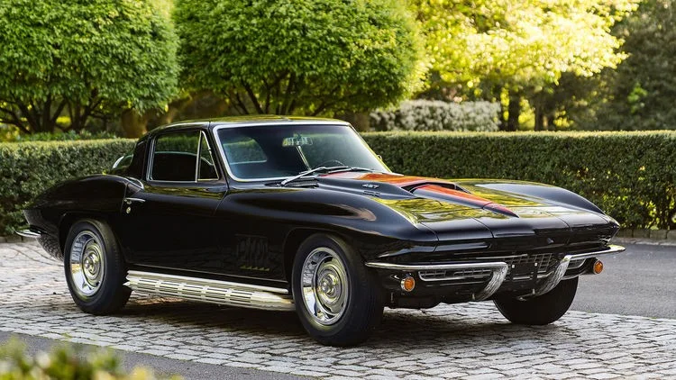 Chevrolet-Corvette-Sting-Ray-L88-Coupe-1967--bigMobileWide-3a88f310-1595457.webp
