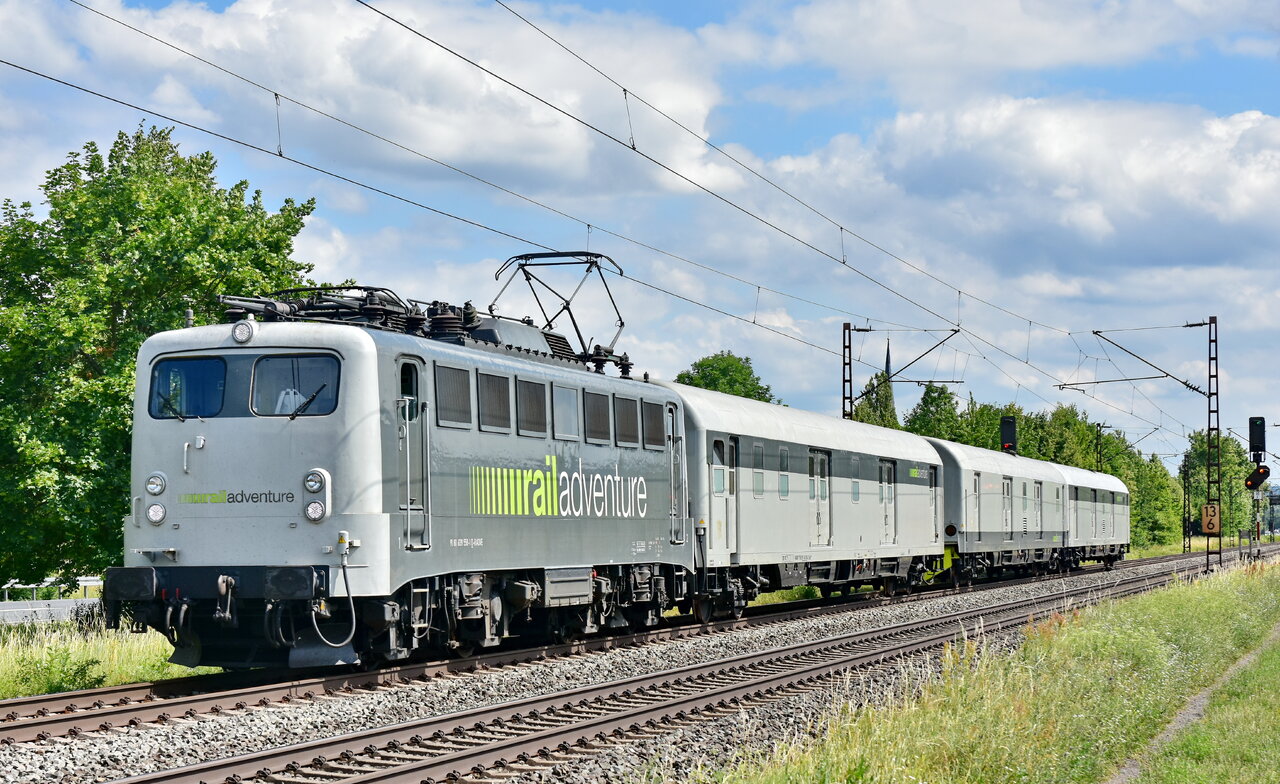 D72_5895a.JPG
