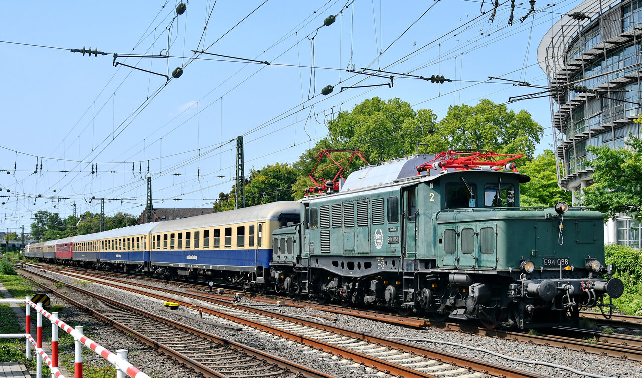 D75_4580a_01.JPG