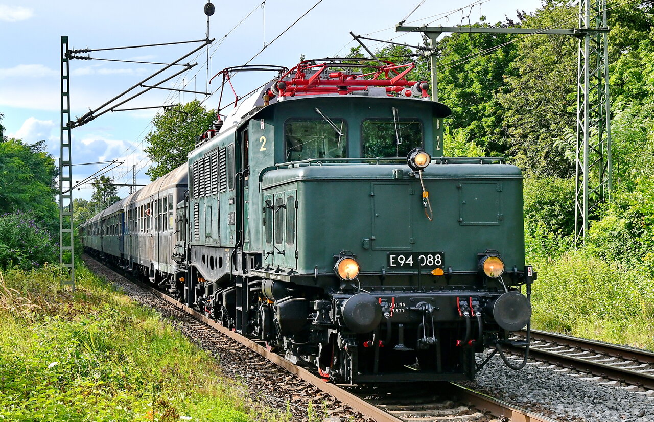 D75_8669a.JPG