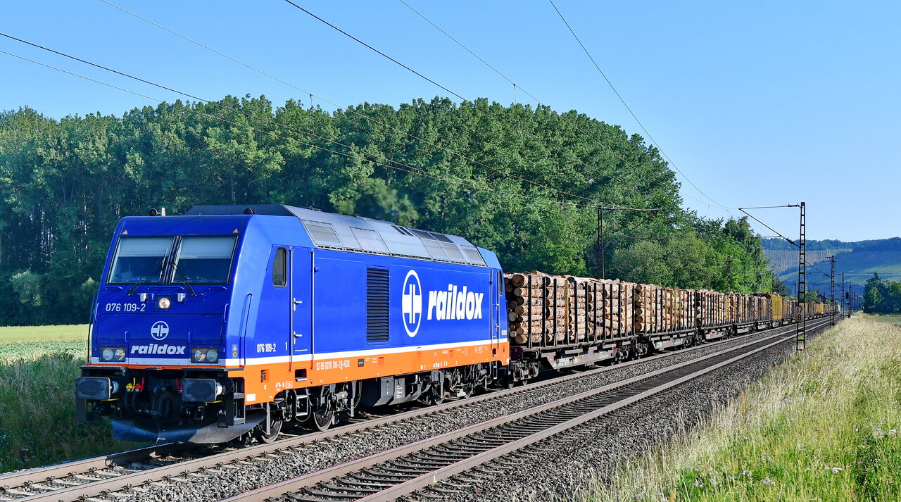 D75_9228a.JPG