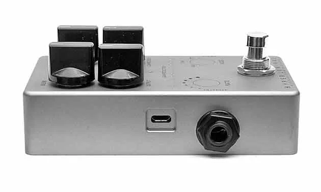 Review: Darkglass Hyper Luminal Compressor 