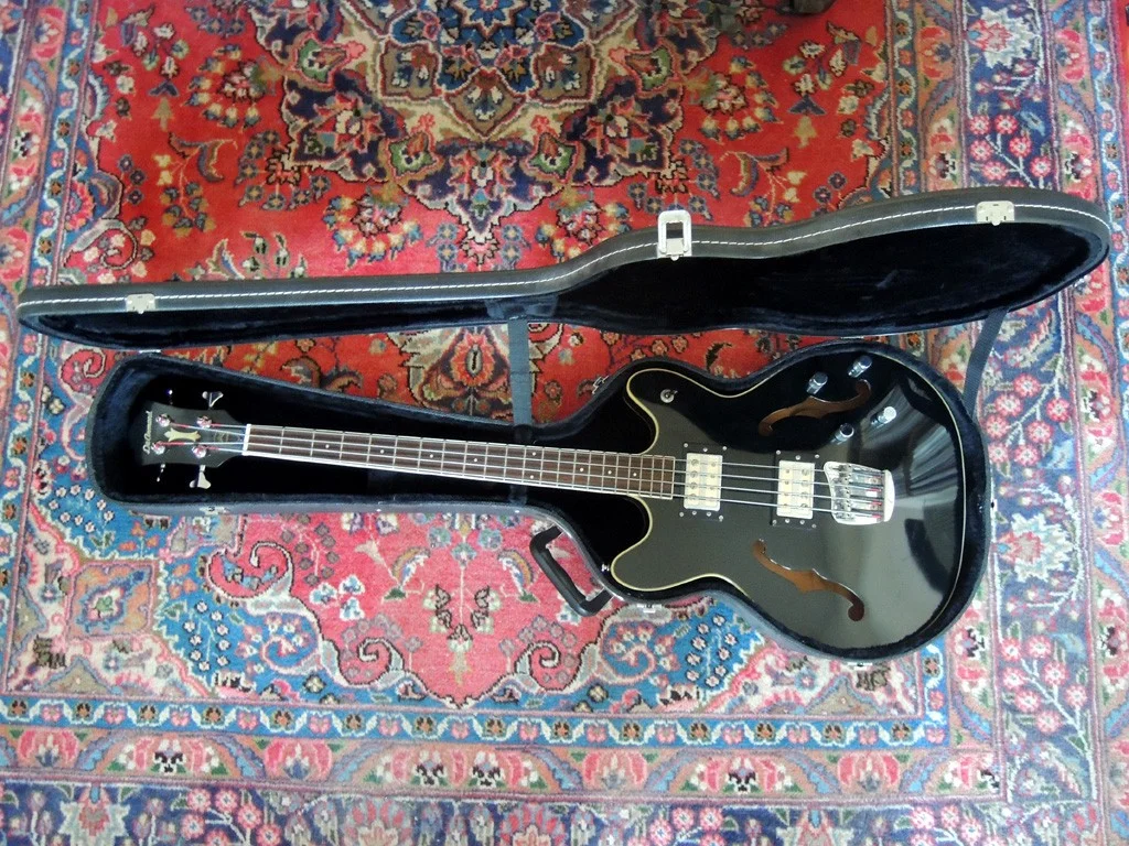 Dearmond Starfire Bass_small.webp