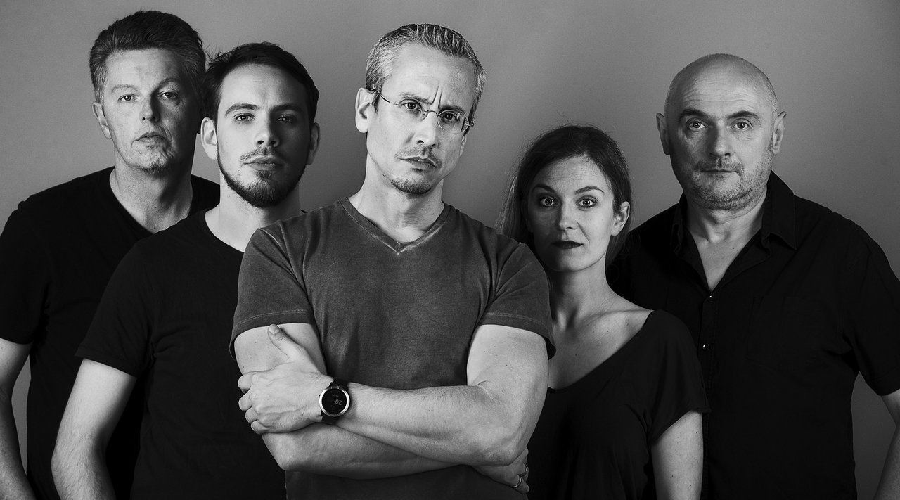 Die Grunge-Band Shocking Elfriede, Bild mit mehr kontrast.jpg
