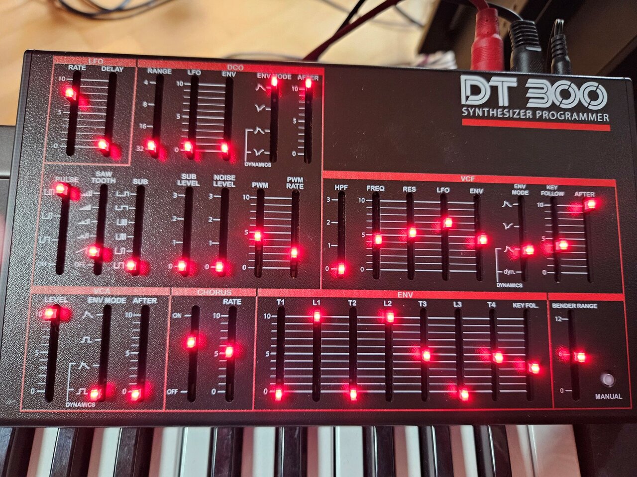 DT300.jpg
