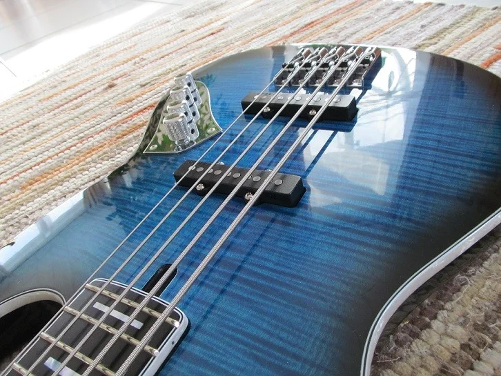 Elwood Absolution 5.1.webp