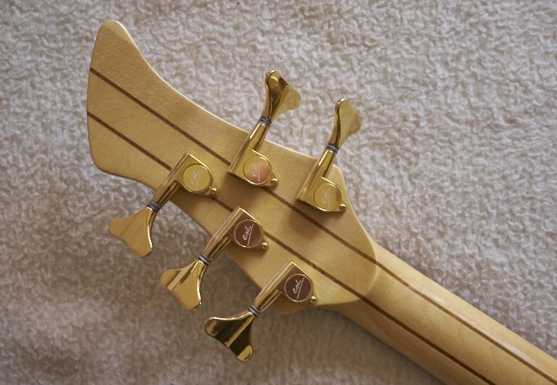 Esh back Detail.webp