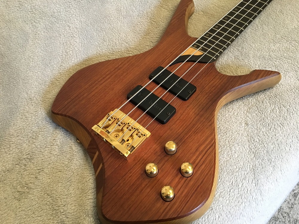 eshbass_korpus.JPG