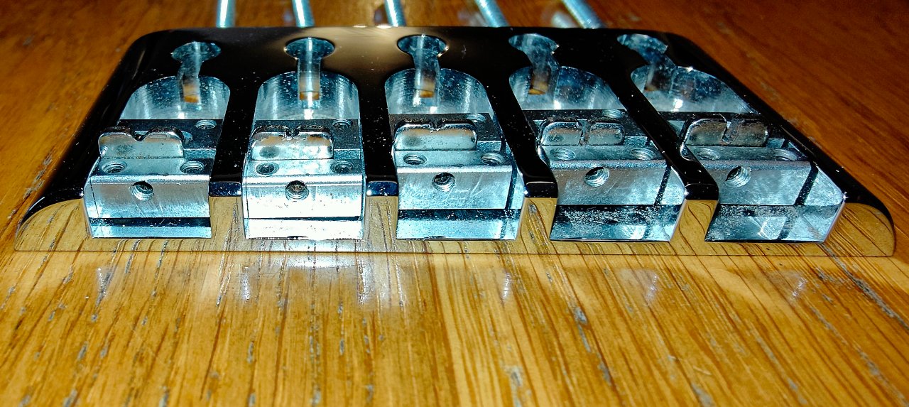 ETS Tuning Fork Bass 5 Big Rounded Chrome (2).jpg