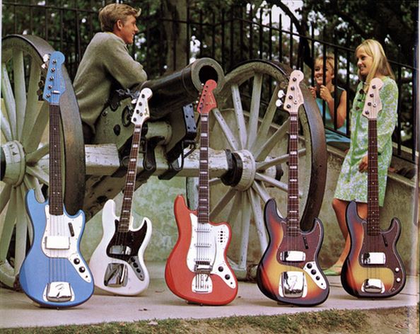 Fender-Catalogue-1968-002.jpg
