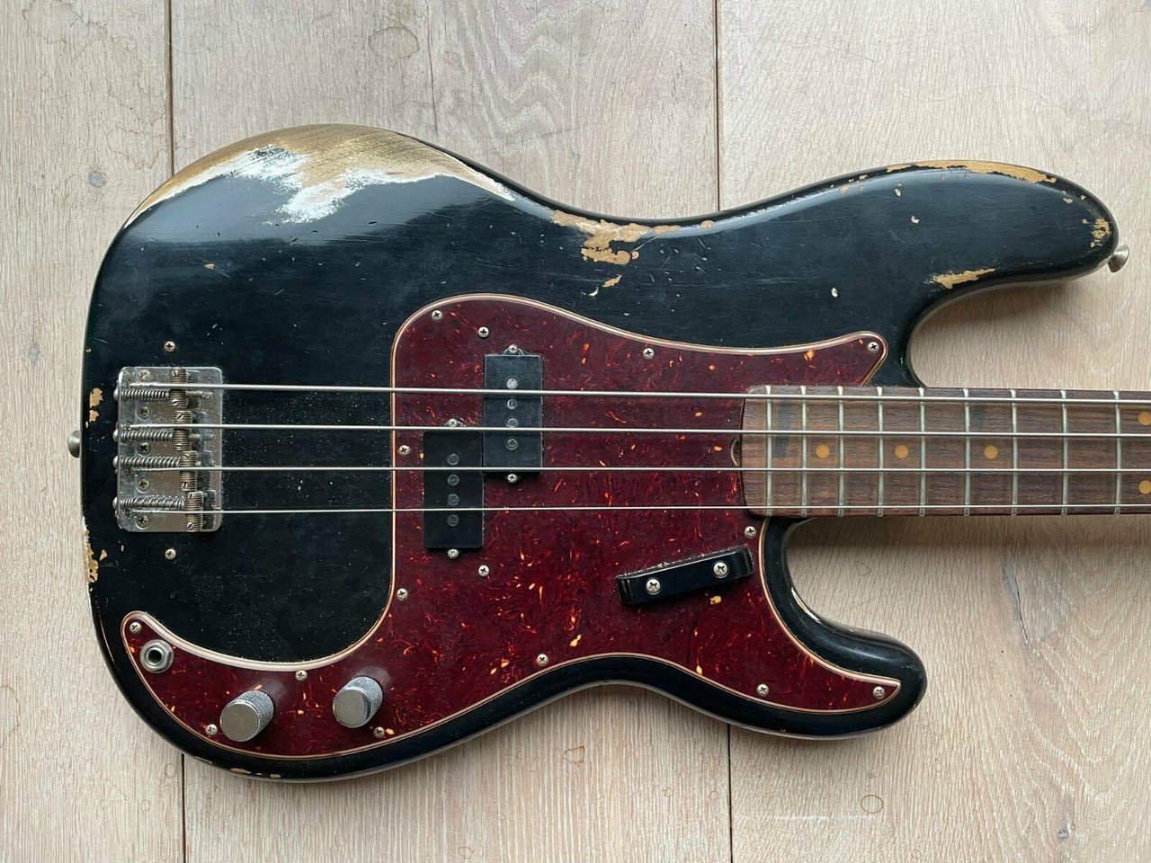 Fender Precision Relic black rw.2JPG.JPG