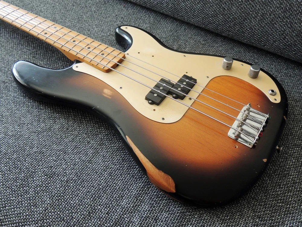 fender-road-worn-50s-precision-bass 1.webp